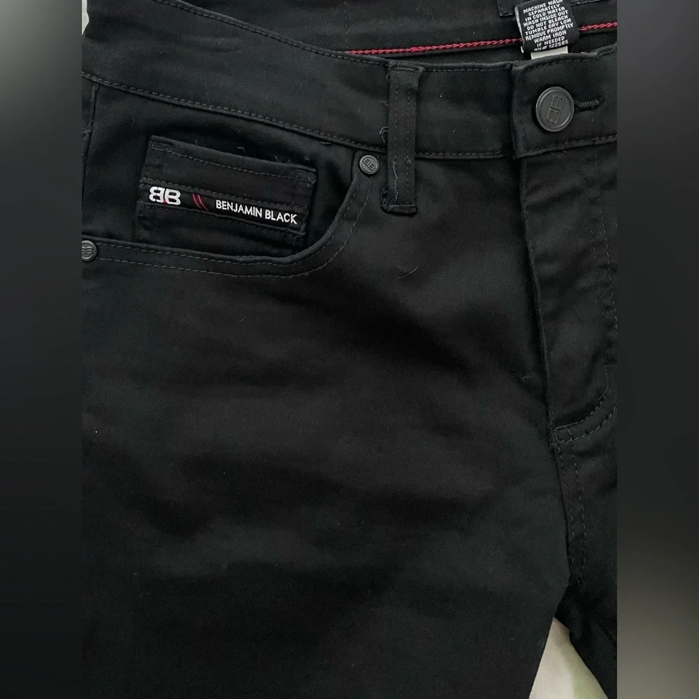 NWOT Benjamin Black Sleek Black Men’s Skinny Jeans 30x32
